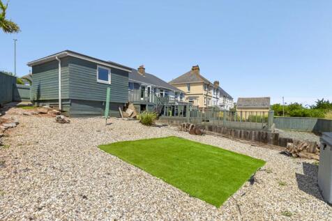 Garden &amp; rear