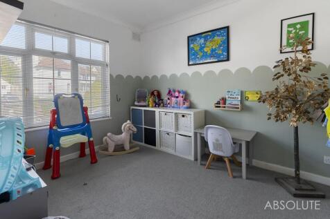 Ground floor bedroom/playroom