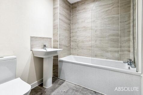 Main bathroom