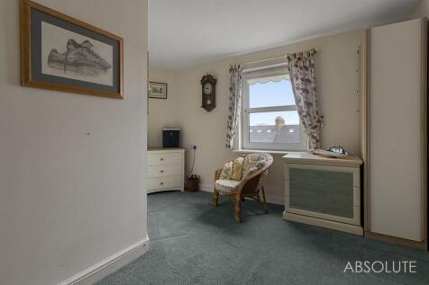 Bedroom 3/Study
