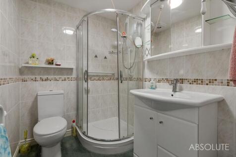 Main Shower room