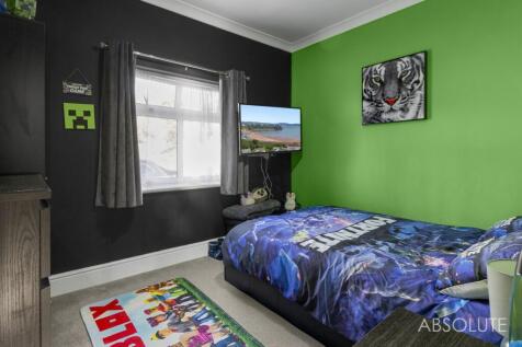 Maisonette bedroom 2