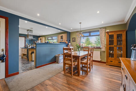 Open plan Kitchen