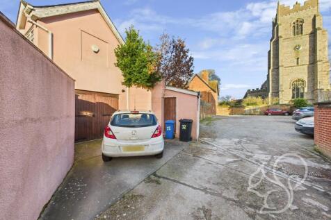 Garage/Parking
