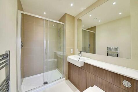 Bathroom.JPG