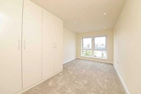 bedroom.JPG