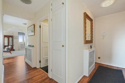 07-fa44GCPMSC - 56 Blair Court- Hall 2 -Original (