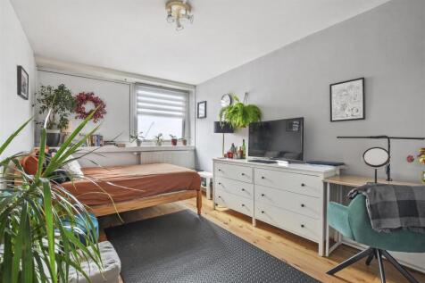 Bedroom 4.JPG