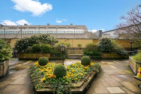 Communal Gardens.jpg