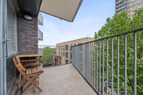 BALCONY 1.jpg