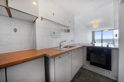 Flat 23, Centre Heights - qmDHxqIVIzED7jY0Op6s.jpg