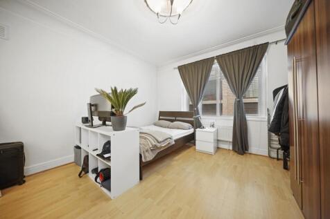 Master bedroom .jpg