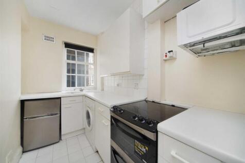 Kitchen 2.jpg