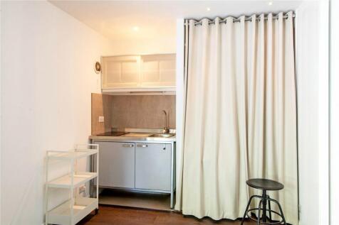 Kitchenette.jpeg