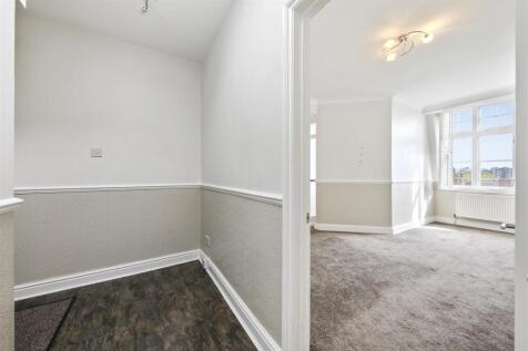 803 Clive Court, Maida Vale - 6B2yOah6tczigxH9T5O3