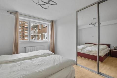 Bedroom 5 - Original (6).JPG