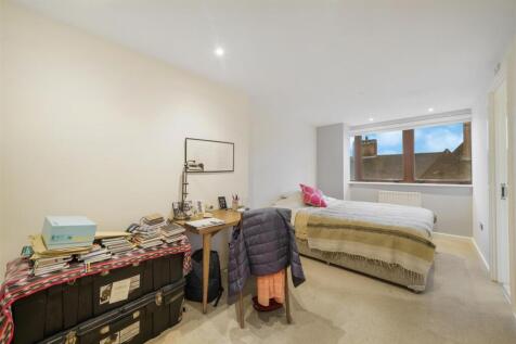 Fisherton Street - CEUpbVMWOh0wHlySHVVD.jpg