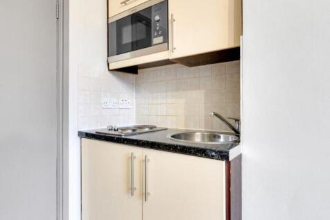 Kitchenette.JPG