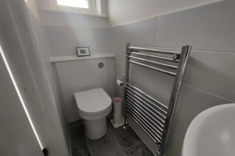 CLOAK ROOM