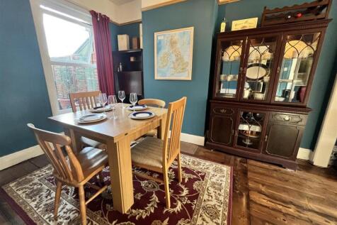 4.Dining room.jpeg