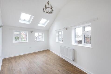 Bedroom/Living Room