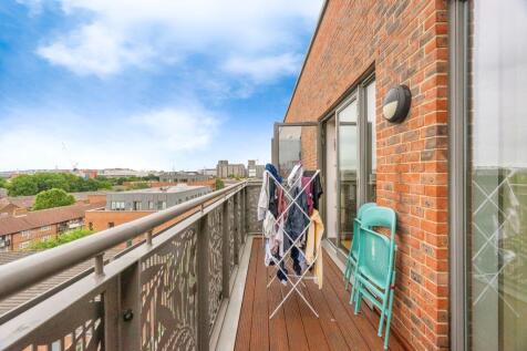 Property Image 6