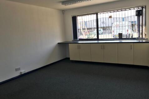 Unit 9 Office .jpeg