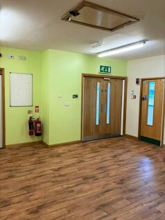 Entrance hall.jpeg