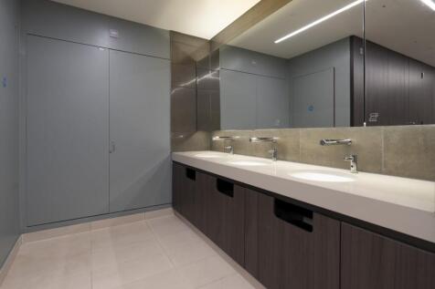 IW210624GKA169.jpg