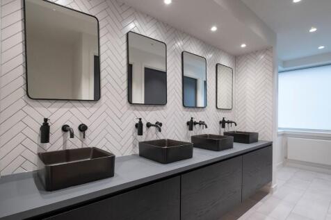 Toilets 1.PNG