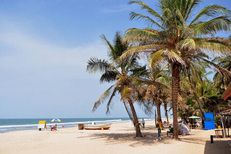 Kololi beach - 150 m
