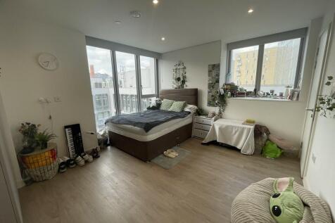 402 Riverview8