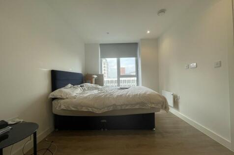 401 Riverview18