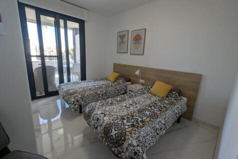 Luxury-Penthouse-Villamartin_los_altos (13)