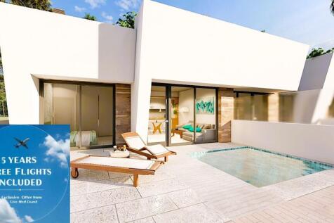 Torre Pacheco Modern Villa with Pool close to town