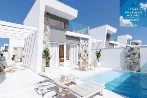 Los Alcazares Modern Villa on Serena Golf Resort