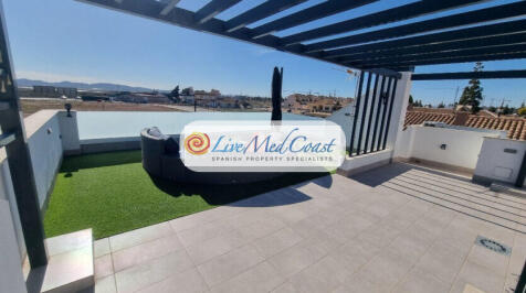 Los_Alcazares_Modern_Villa (27)
