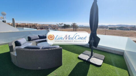 Los_Alcazares_Modern_Villa (31)