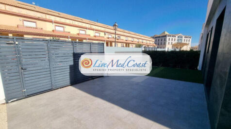Los_Alcazares_Modern_Villa (46)
