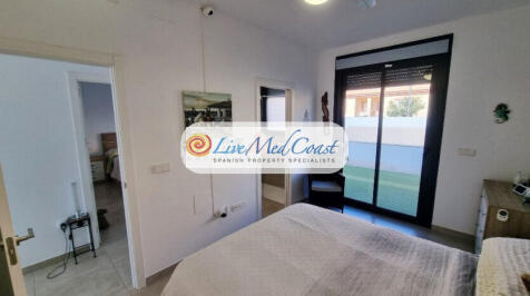 Los_Alcazares_Modern_Villa (9)