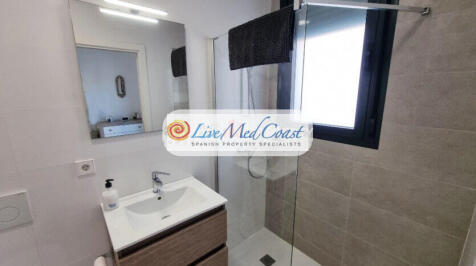 Los_Alcazares_Modern_Villa (12)