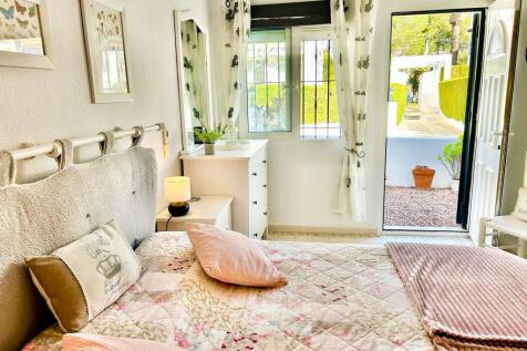 South Facing Verdemar Lola Bungalow(14)