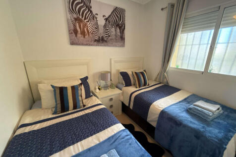 Villamartin 2 bed apartment (8)