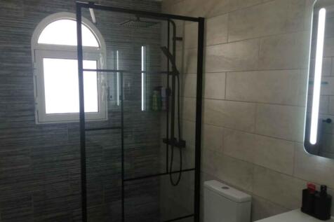 Pau 8 Town House with pool (14)