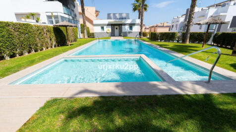 Punta Prima 2 bed apartment
