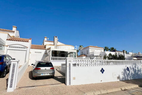 Los Dolses Villa, Villamartin