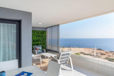 Punta Prima Front line luxury sea view apartment