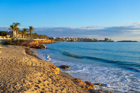 Modern Key Ready Townhouse pool 100m to sea Torre Horadada (8)