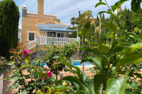 Cabo Roig Detached Villa with private pool