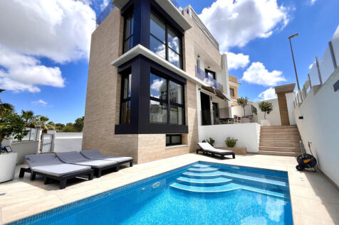 Villamartin - El Galan modern 3 bed villa private pool close to amenities.